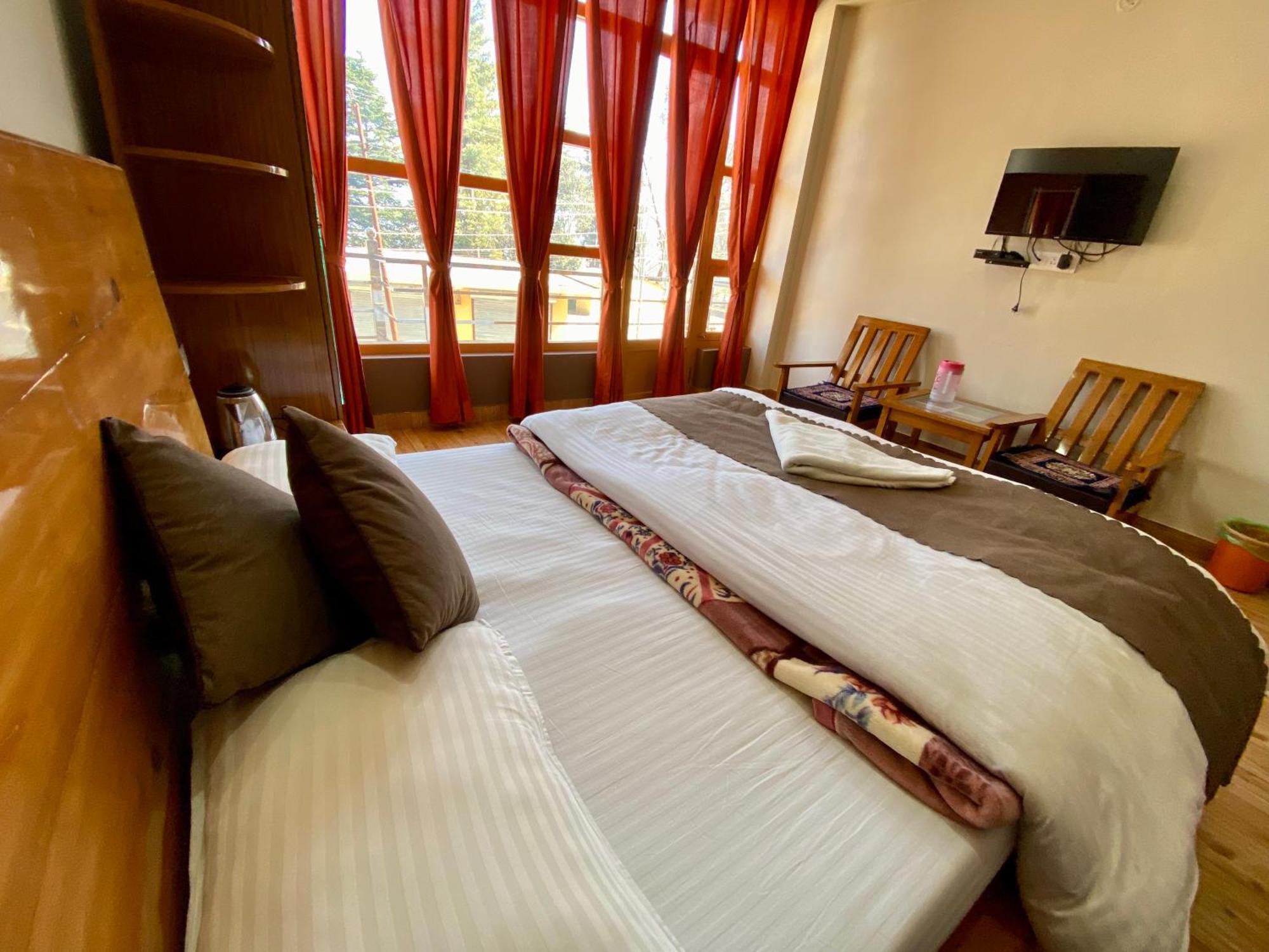 Hotel Mansarovar Inn Munsyari Εξωτερικό φωτογραφία